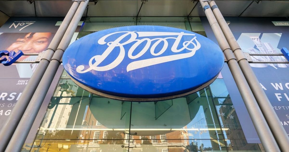 Boots Shoppers Rave About ‘Heavenly’ £28 Perfume That Gets Compliments