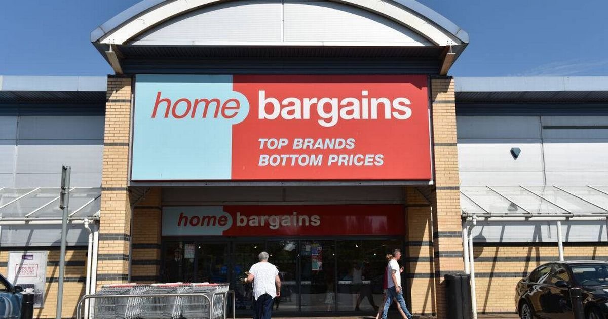 Home Bargains’ £2 Sprays From Dubai Make Your House Smell Amazing